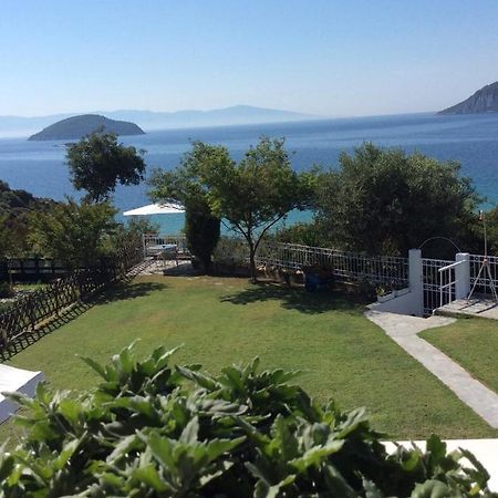 Mare Suite Iraklitsa Nea Iraklitsa ภายนอก รูปภาพ